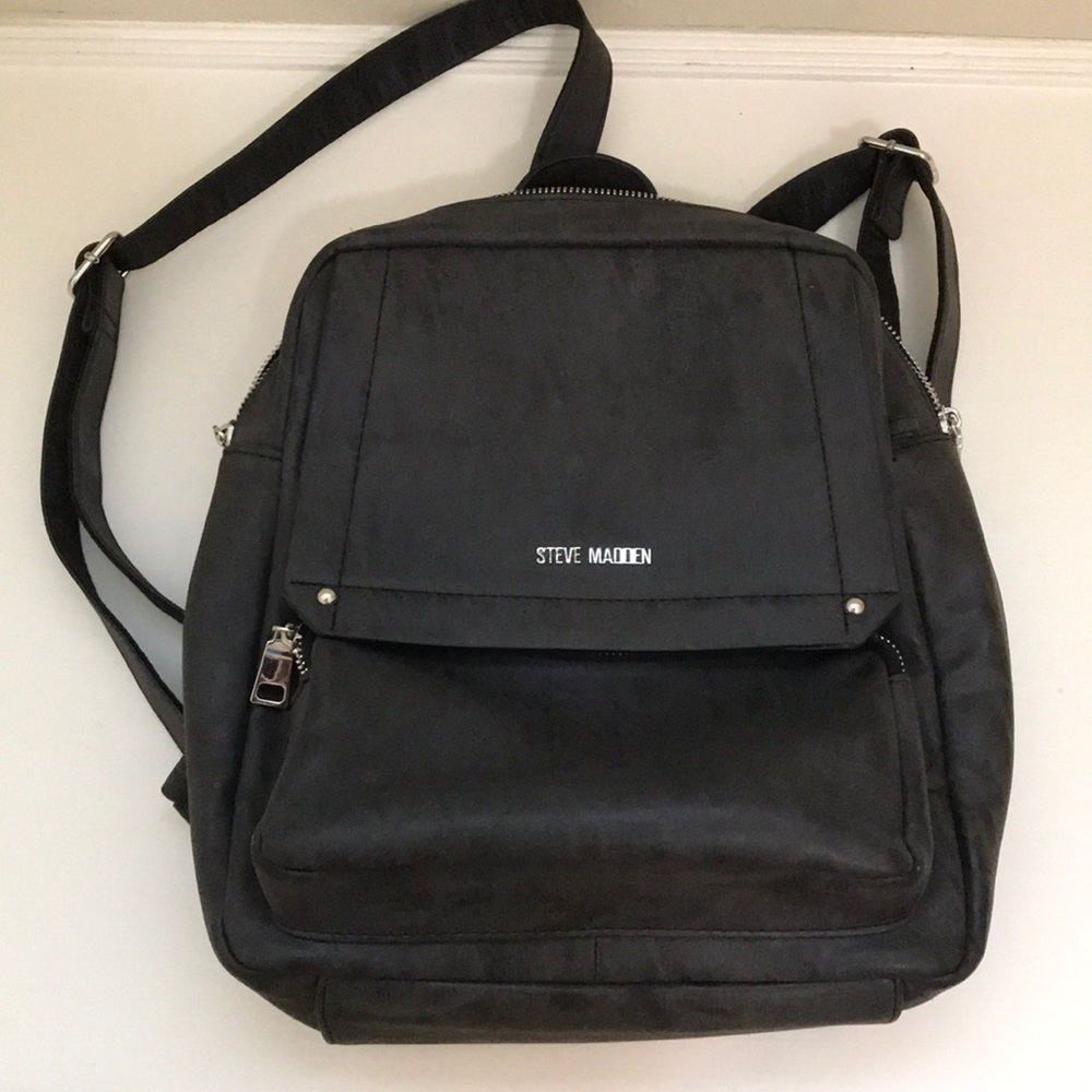 Black Steve Madden leather back pack